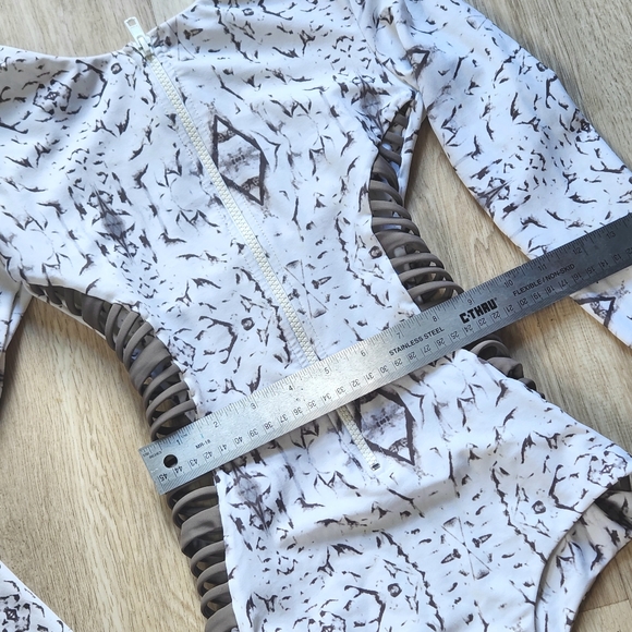 Issa de Mar Makena Surfsuit - Bone - Picture 3 of 7